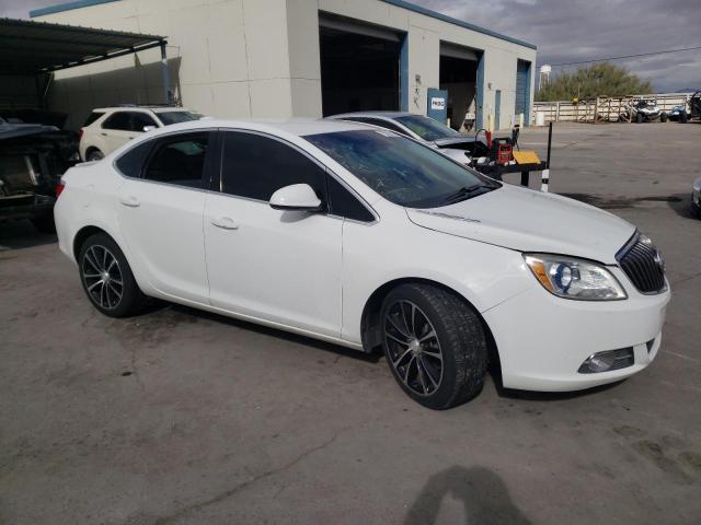 1G4PR5SK0H4103578 - 2017 BUICK VERANO SPORT TOURING WHITE photo 4