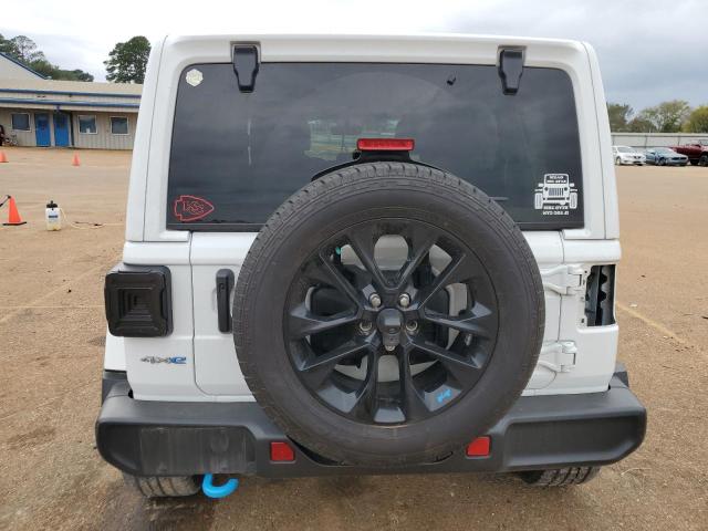 1C4JJXP61NW170246 - 2022 JEEP WRANGLER U SAHARA 4XE WHITE photo 6