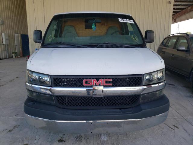 1GJHG39U261203263 - 2006 GMC SAVANA G3500 WHITE photo 5