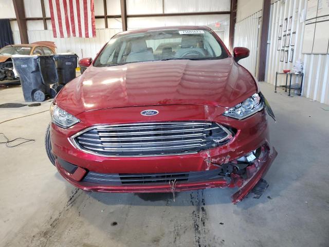 3FA6P0H7XHR211926 - 2017 FORD FUSION SE BURGUNDY photo 5