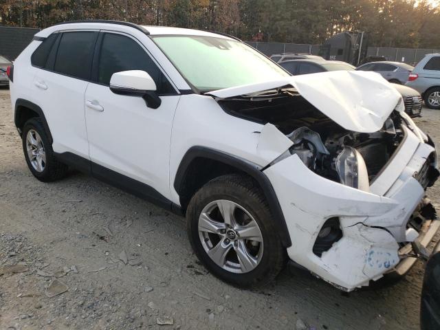 2T3W1RFV5KW004736 - 2019 TOYOTA RAV4 XLE WHITE photo 4