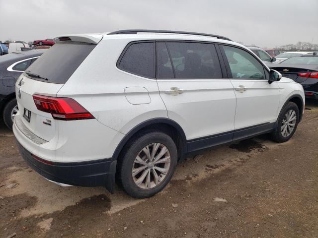 3VV0B7AX2JM068234 - 2018 VOLKSWAGEN TIGUAN S WHITE photo 3