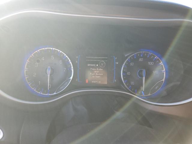 2C4RC1BGXHR763689 - 2017 CHRYSLER PACIFICA TOURING L GRAY photo 9