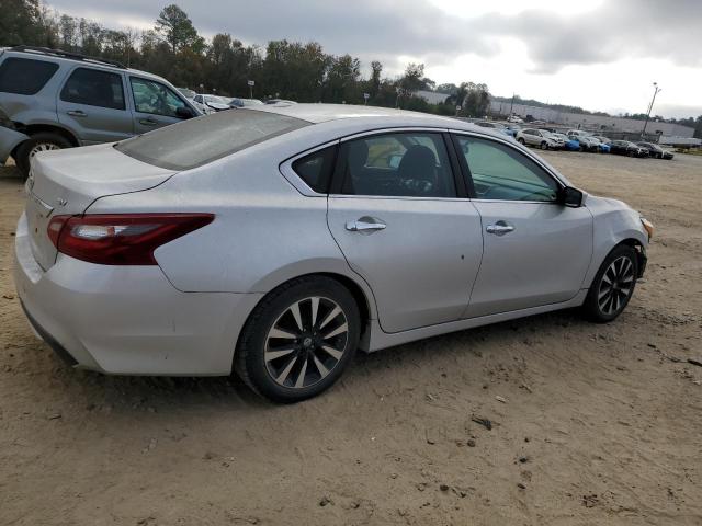 1N4AL3AP0JC201699 - 2018 NISSAN ALTIMA 2.5 SILVER photo 3