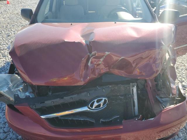 KNDMC233286047047 - 2008 HYUNDAI ENTOURAGE GLS RED photo 12