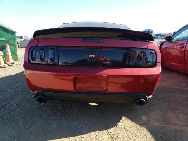 1ZVHT82H055100974 - 2005 FORD MUSTANG GT RED photo 6