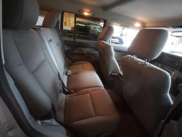 1J8HG48N86C104659 - 2006 JEEP COMMANDER 银色 照片 10