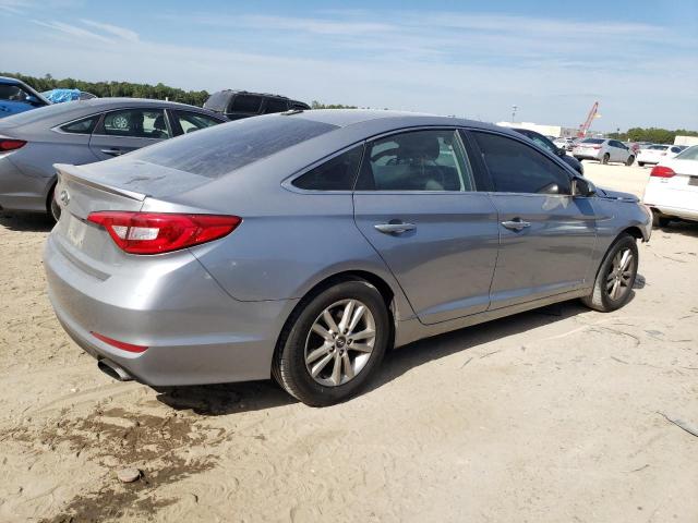 5NPE24AF6HH517165 - 2017 HYUNDAI SONATA SE GRAY photo 3