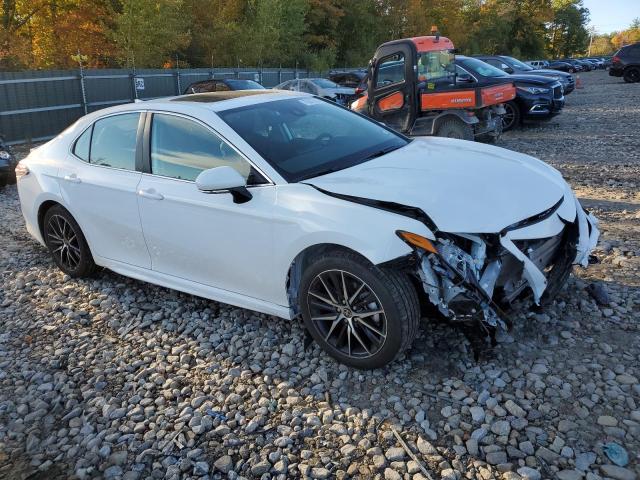 4T1G11BK3RU129383 - 2024 TOYOTA CAMRY SE NIGHT SHADE WHITE photo 4