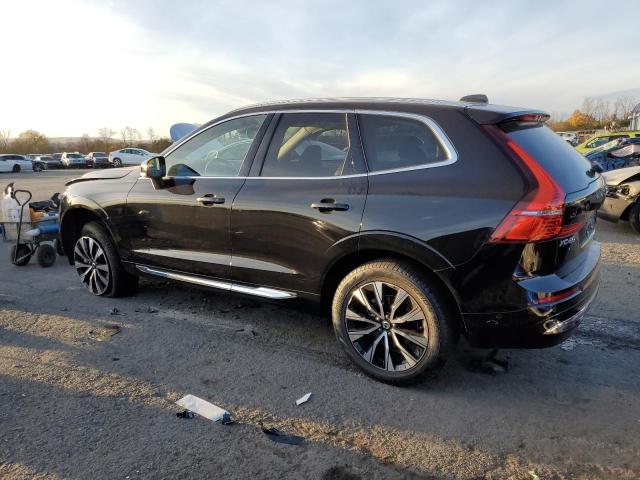 YV4L12RE2P1265864 - 2023 VOLVO XC60 PLUS BLACK photo 2