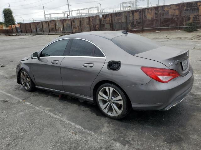 WDDSJ4EB5JN678390 - 2018 MERCEDES-BENZ CLA 250 GRAY photo 2