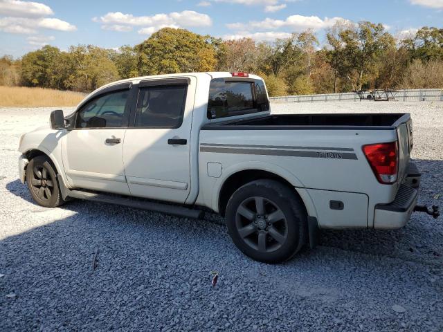 1N6BA0EK3CN303925 - 2012 NISSAN TITAN S WHITE photo 2