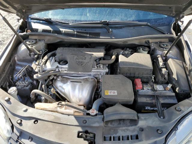 4T1BF1FK5HU297174 - 2017 TOYOTA CAMRY LE GRAY photo 11