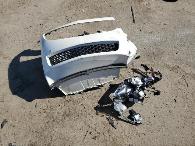 2G4GV5GV8D9212084 - 2013 BUICK REGAL GS Ақ фото 12