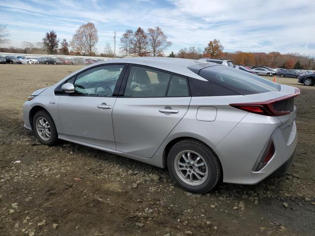 JTDKARFP1H3030701 - 2017 TOYOTA PRIUS PRIM 银色 照片 2