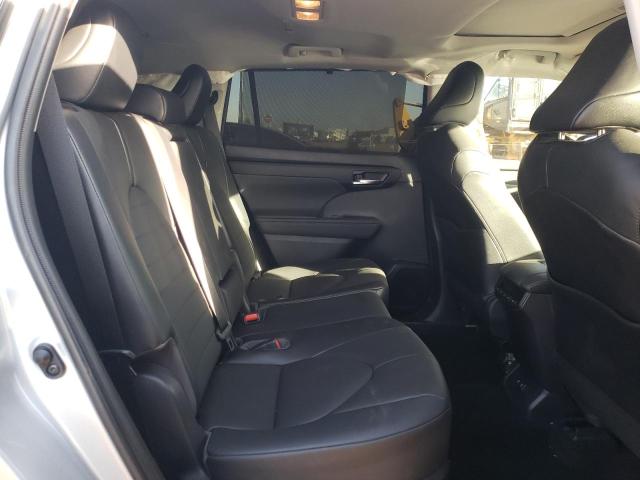 5TDHZRBH3LS519349 - 2020 TOYOTA HIGHLANDER XLE GRAY photo 11