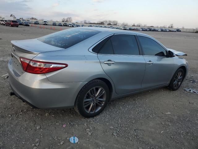 4T1BF1FK1HU437754 - 2017 TOYOTA CAMRY LE GRAY photo 3