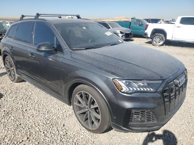 WA1VWAF71LD013443 - 2020 AUDI SQ7 PRESTIGE BLACK photo 4