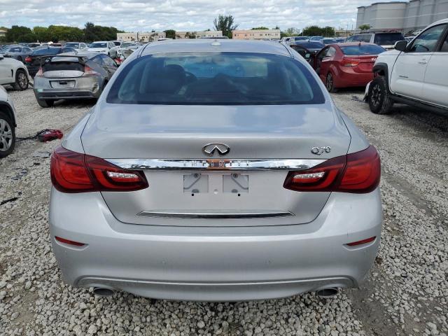 JN1BY1AP4JM181152 - 2018 INFINITI Q70 3.7 LUXE SILVER photo 6