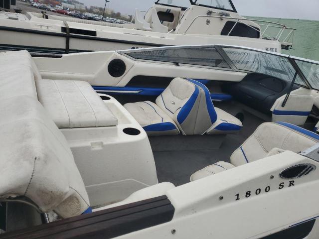 USKC61MEA393 - 1993 MAXU BOAT WHITE photo 6