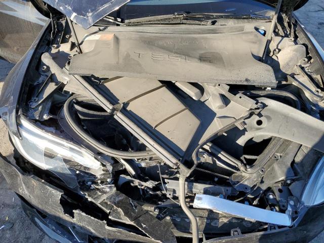 5YJSA1E25JF261097 - 2018 TESLA MODEL S Սև լուսանկար 11