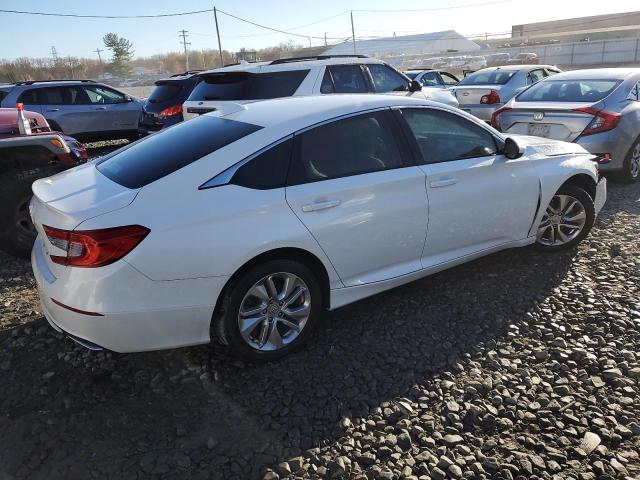 1HGCV1F11JA091426 - 2018 HONDA ACCORD LX WHITE photo 3