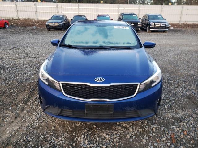 3KPFK4A74JE252172 - 2018 KIA FORTE LX BLUE photo 5