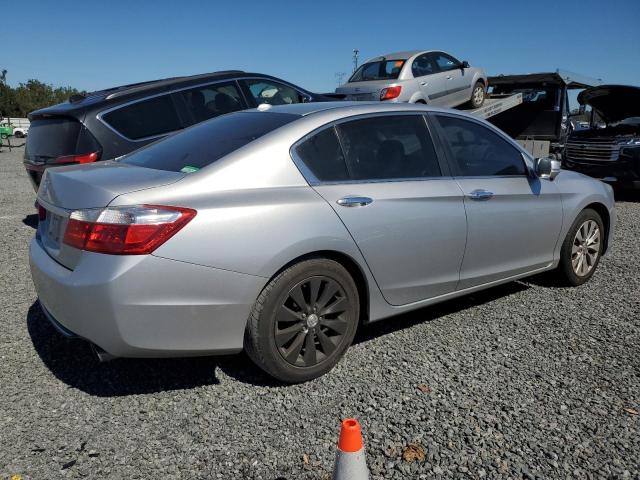 1HGCR2F88FA095407 - 2015 HONDA ACCORD EXL SILVER photo 3