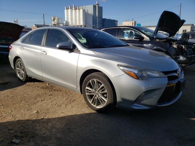 4T1BF1FK5GU228208 - 2016 TOYOTA CAMRY LE SILVER photo 4