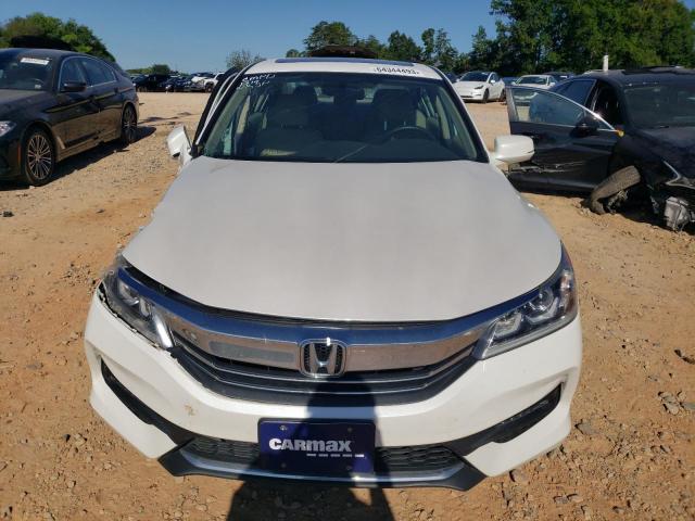 1HGCR2F70GA211319 - 2016 HONDA ACCORD EX WHITE photo 5