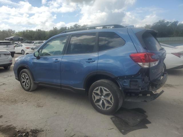 JF2SKAJC4LH426542 - 2020 SUBARU FORESTER PREMIUM BLUE photo 2