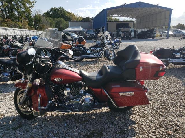 1HD1FC4138Y702672 - 2008 HARLEY-DAVIDSON FLHTCUI 勃艮第红 照片 3