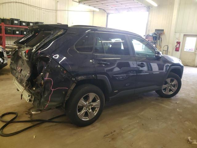 2T3RWRFV4NW140486 - 2022 TOYOTA RAV4 XLE GRAY photo 3