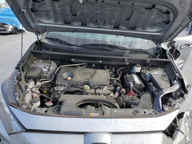 2T3H1RFV2KW052185 - 2019 TOYOTA RAV4 LE 银色 照片 12