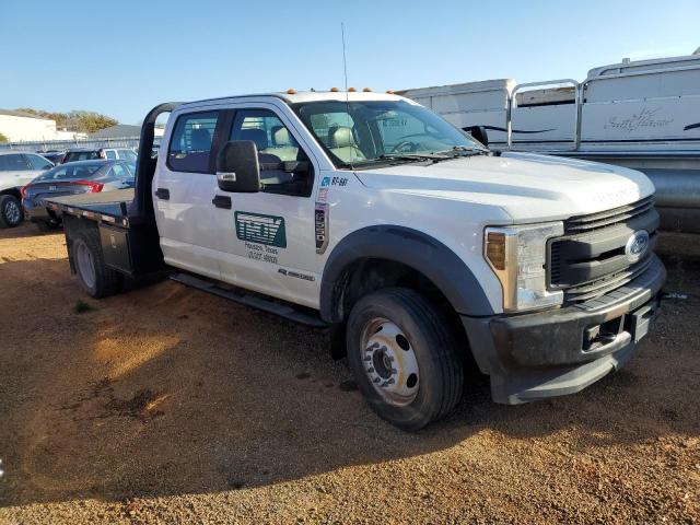 1FD0W5HT5JEB13288 - 2018 FORD F550 SUPER DUTY WHITE photo 4