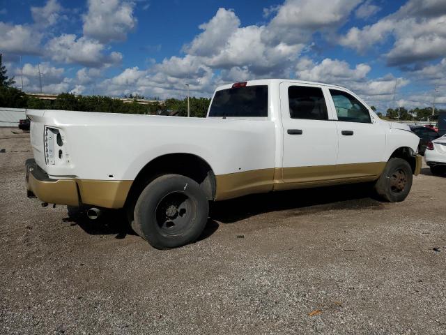 3C63RPGLXDG561455 - 2013 RAM 3500 ST WHITE photo 3