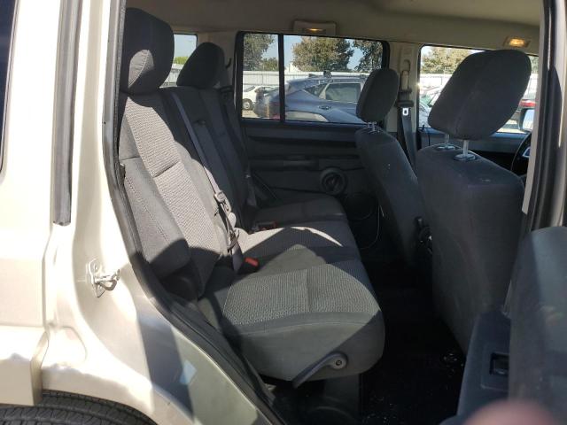 1J8HG48N18C172143 - 2008 JEEP COMMANDER SPORT ვერცხლისფერი ფოტო 11