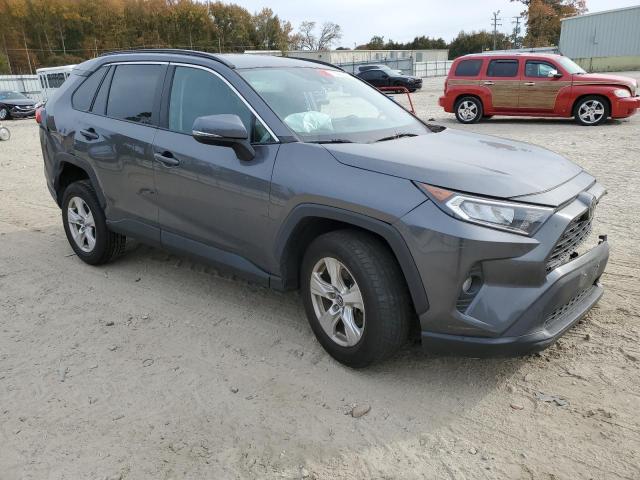 2T3P1RFV2MC143053 - 2021 TOYOTA RAV4 XLE GRAY photo 4