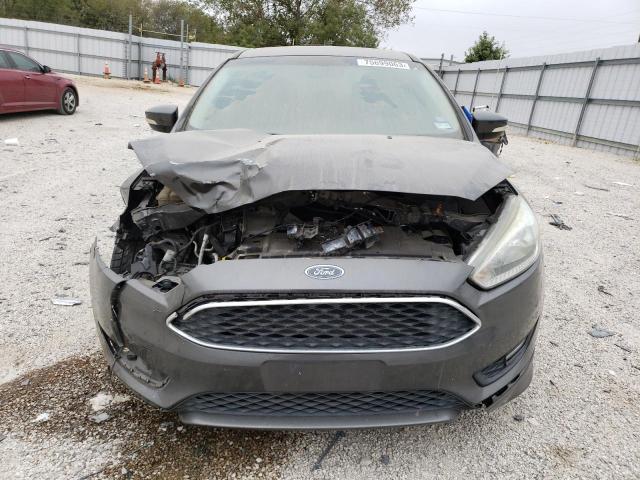 1FADP3F28FL340615 - 2015 FORD FOCUS SE GRAY photo 5