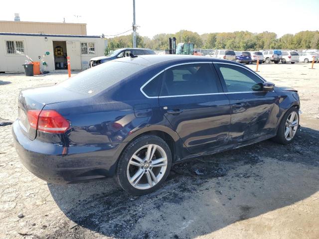 1VWBS7A39EC112609 - 2014 VOLKSWAGEN PASSAT SE BLUE photo 3