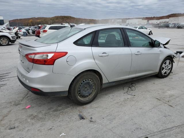 1FADP3F24DL321640 - 2013 FORD FOCUS SE SILVER photo 3