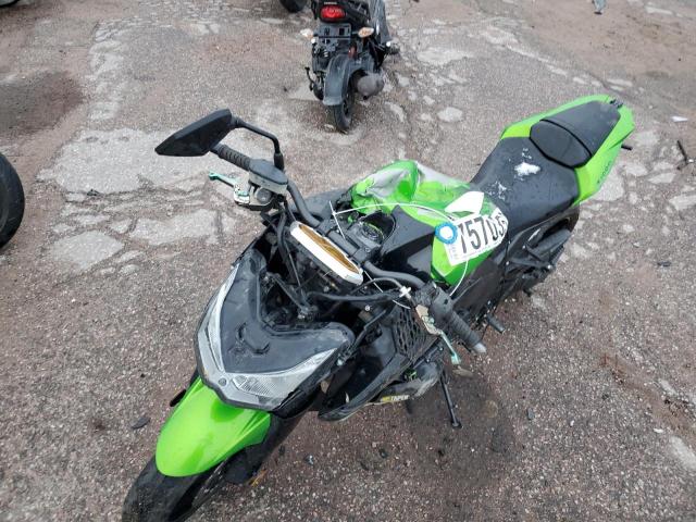 JKAZRCD15BA019037 - 2011 KAWASAKI ZR1000 D GREEN photo 9