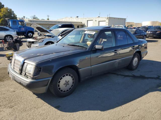 1992 MERCEDES-BENZ 300 E, 