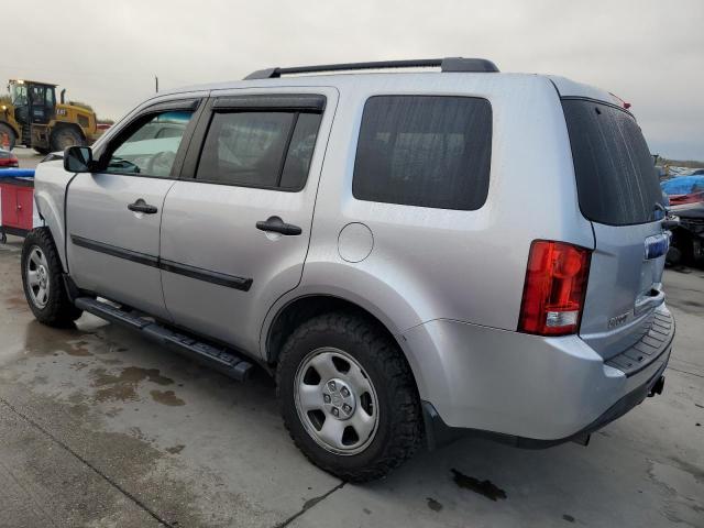 5FNYF4H21DB079314 - 2013 HONDA PILOT LX SILVER photo 2