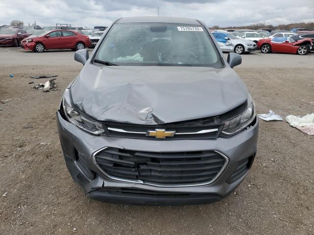 3GNCJNSB3LL243919 - 2020 CHEVROLET TRAX LS GRAY photo 5