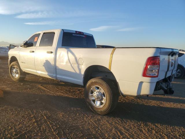 3C6UR5HJXNG351204 - 2022 RAM 2500 TRADESMAN WHITE photo 2