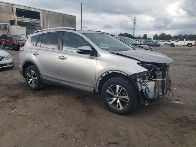 2T3RFREV4GW416802 - 2016 TOYOTA RAV4 XLE SILVER photo 4