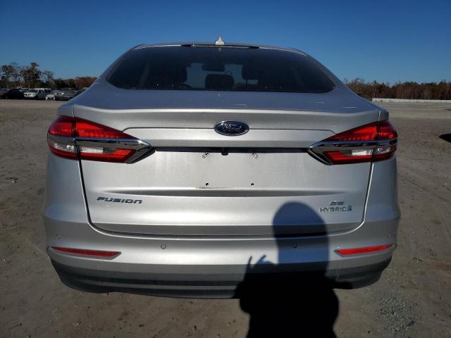 3FA6P0LU1KR222561 - 2019 FORD FUSION SE SILVER photo 6