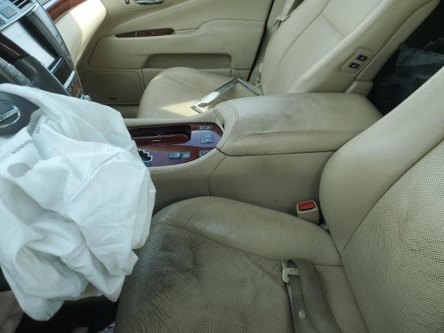 JTHCL5EF8C5012966 - 2012 LEXUS LS 460 CREAM photo 8