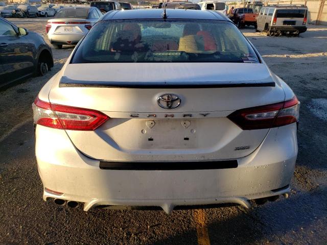 4T1B61HK8KU277036 - 2019 TOYOTA CAMRY XSE WHITE photo 6